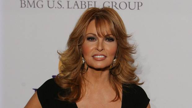 Raquel Welch Bio, Spouse, Daughter, Net Worth, Kids, Age, Height and Measurements