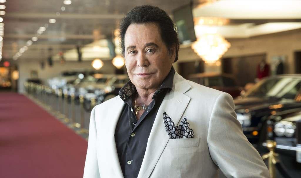 Wayne Newton Net Worth, Age, Plastic Surgery, Wife, Daughters, Is He Gay?