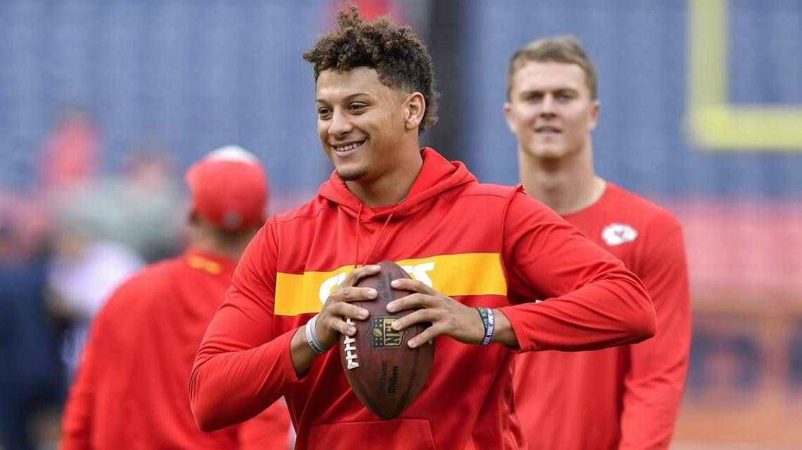 Who Are Patrick Mahomes Parents And Family Members, His Bio And NFL Stats