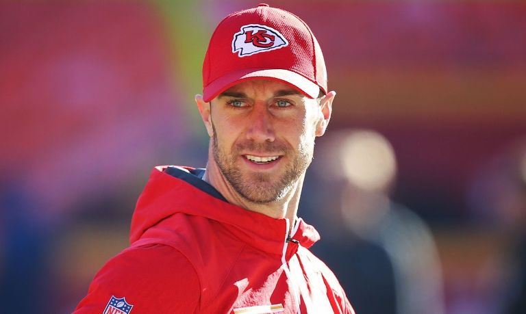 Who Is Alex Smith’s Wife, Elizabeth Barry? Family, Bio, Quick Facts
