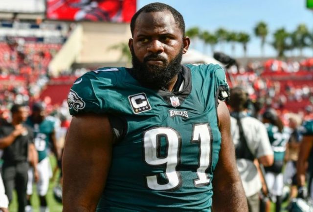 Fletcher Cox Wife, Salary, Net Worth, Dating, Girlfriend, Family, Facts