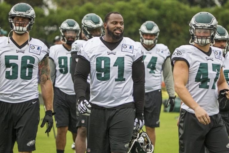 Fletcher Cox Wife, Salary, Net Worth, Dating, Girlfriend, Family, Facts