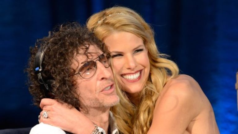 Inside Howard Stern's Private Family Life: The Relationship With His Wife & Daughters