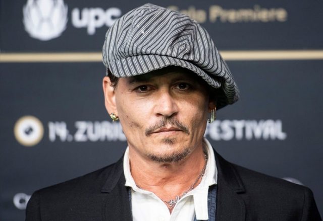 Johnny Depp’s Height, Weight And Body Measurements