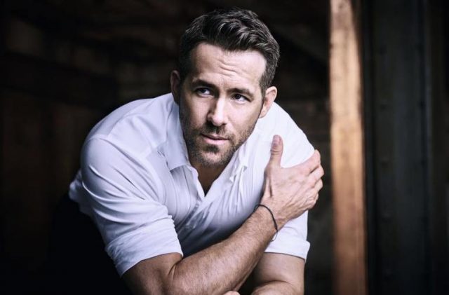 Ryan Reynolds Wife, Daughter, Brothers, Height, Kids, Gay, Family, Wiki