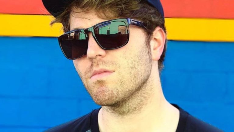 Shane Dawson Net Worth, Brother, Gay, Straight or Bisexual, Age, Height