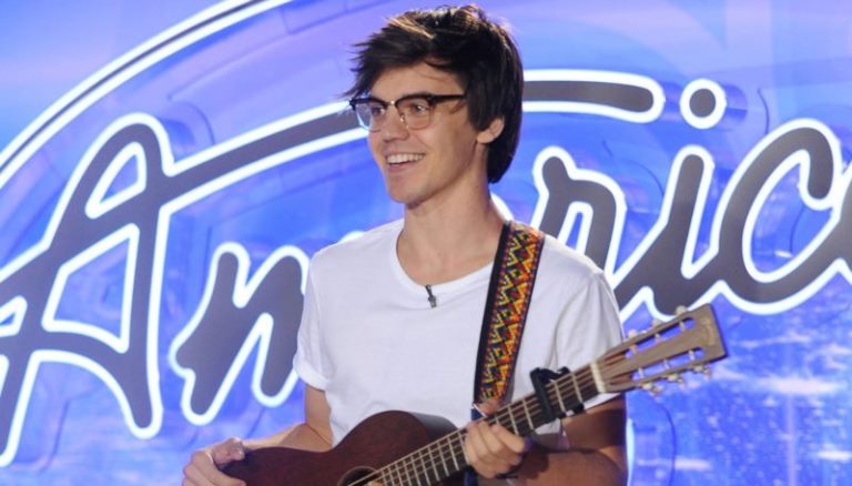 Mackenzie Bourg Biography, Age, 5 Fast Facts About the Singer-songwriter