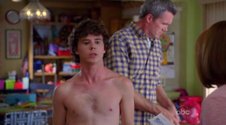 Who Is Charlie Mcdermott? Is He Married, Who Is His Wife? His Bio