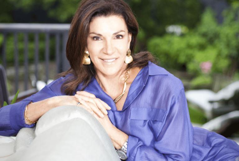 Hilary Farr Body Stats, Son, Married, Husband, Family, Height, Bio