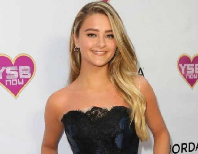 Lizzy Greene Bio, Age, Height, Boyfriend, Parents and Other Interesting Facts