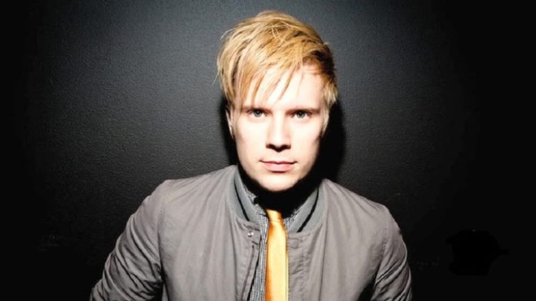 Patrick Stump Wife, Son, Height, Weight, Age, Quick Facts