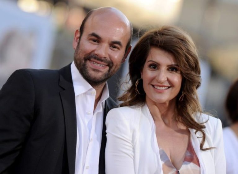 Ian Gomez Daughter, Relationship With Wife Nia Vardalos, Quick Facts