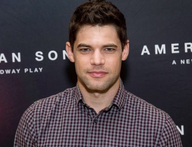 Who Is Jeremy Jordan Wife, What Is His Height, Is He gay?