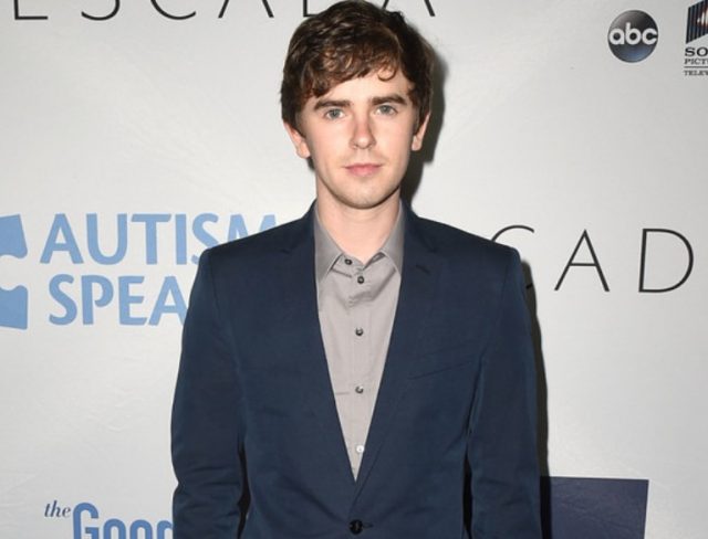 Freddie Highmore Age, Dating, Girlfriend, Height, Brother, Is He Gay?