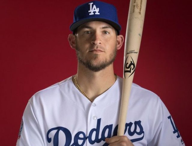 Yasmani Grandal Wife, Family, Ethnicity, Where Is He From?