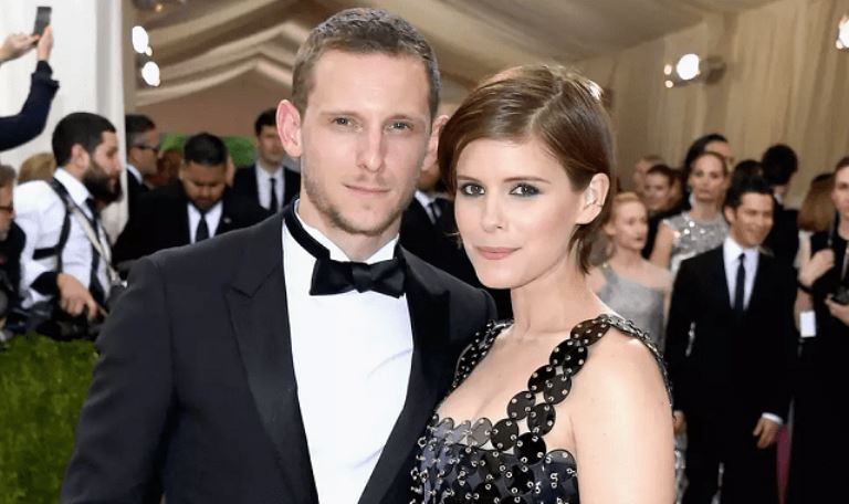 Jamie Bell Biography, Wife – Kate Mara, Son And Family Life