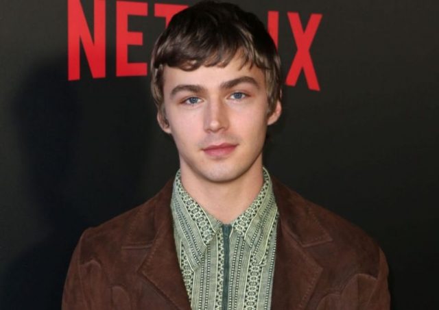 Is Miles Heizer Gay, What Is His Relationship With Brandon Flynn?