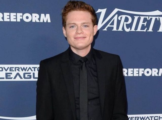 Is Sean Berdy Deaf, Dating Or Married? Who Is His Girlfriend, Wife?