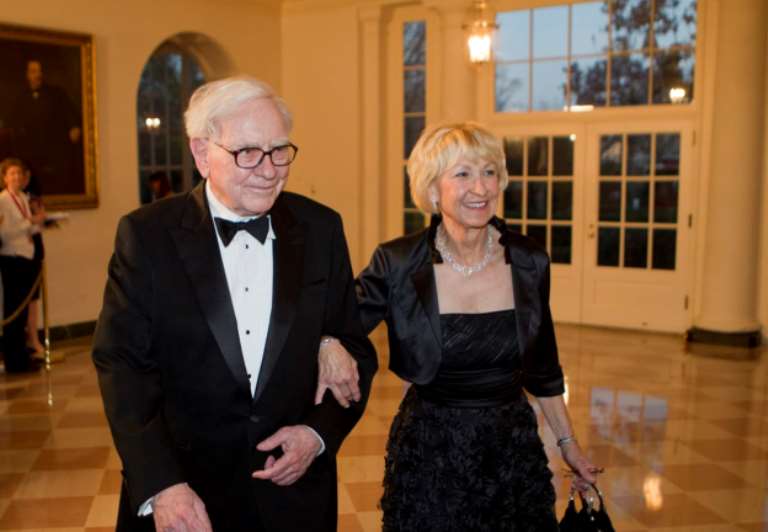 Astrid Menks And Buffett Had An Inexpensive Wedding