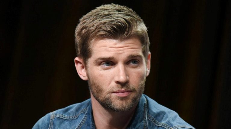 Who Is Mike Vogel Wife Courtney Vogel? Kids Family And Net Worth