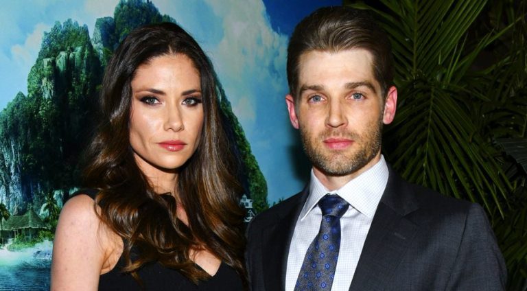 Who Is Mike Vogel Wife Courtney Vogel? Kids Family And Net Worth