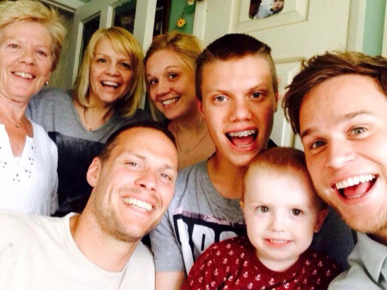 Olly Murs with his family.