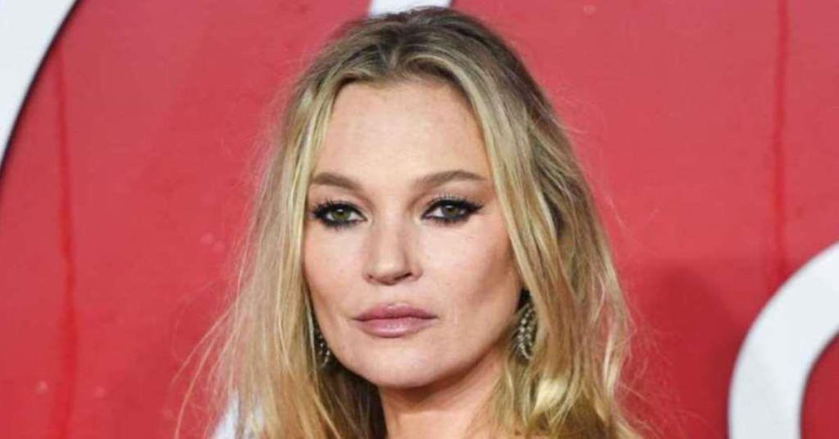 Kate Moss Net Worth Unstoppable Fashion Legend Celebily