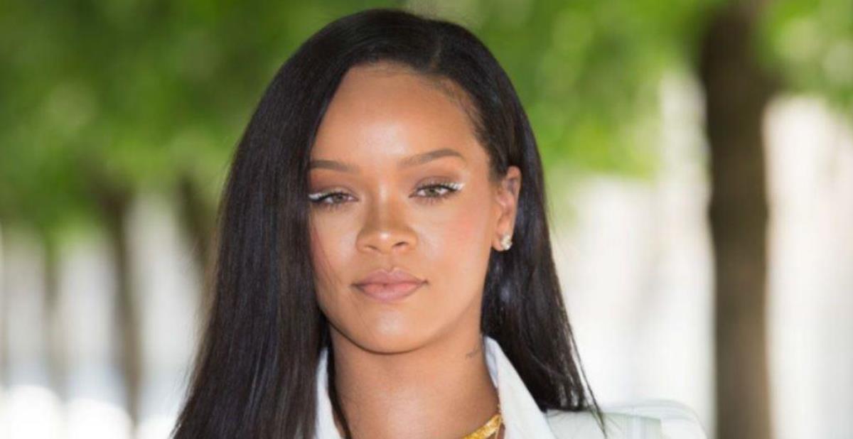Rihanna Biography, Career, Net Worth, And Other Interesting Facts