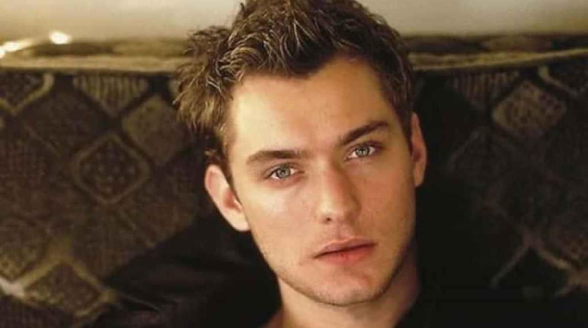 Jude Law Biography Career Net Worth And Other Interesting Facts Celebily 9790